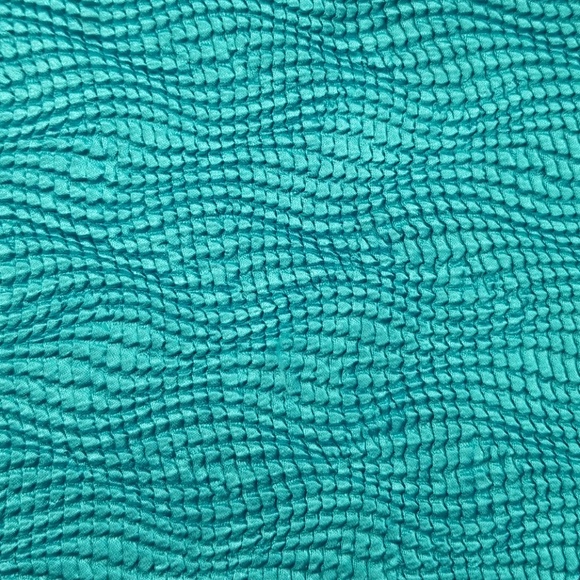 Textured Tank - Picture 3 of 3